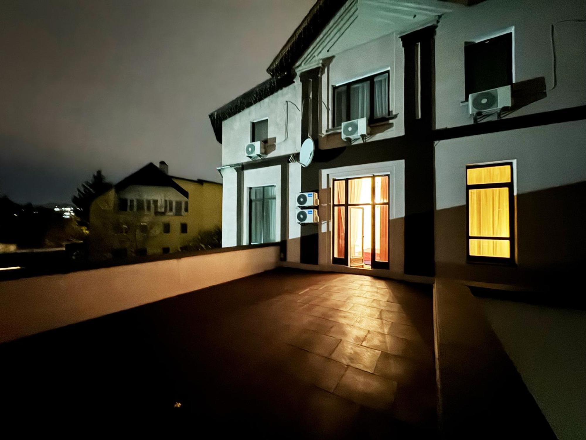 Signeev'S Villa Kiev Exterior foto